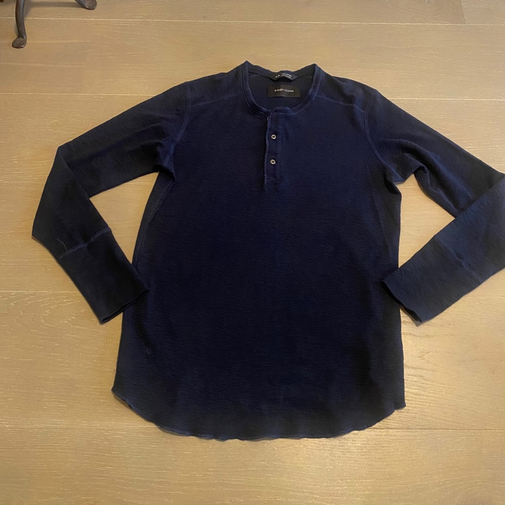 WINGS & HORNS navy henley, size M
